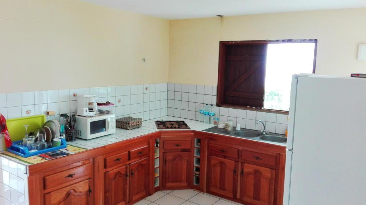 Maison De 2 A A 500 M De La Avec Vue Sur La Et Terrasse * Deshaies