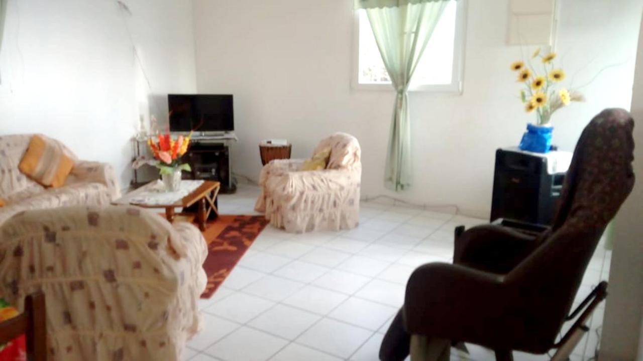 Hébergement de vacances Maison De 2 A A 500 M De La Avec Vue Sur La Et Terrasse *