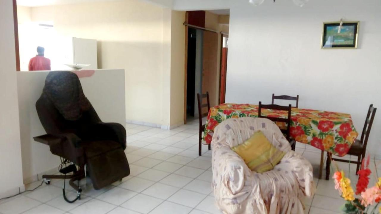 Maison De 2 A A 500 M De La Avec Vue Sur La Et Terrasse *